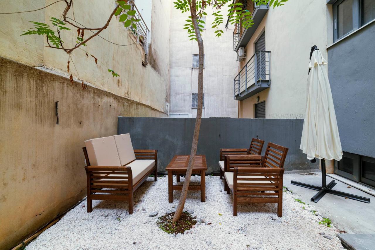 Lykabettus Gem With Yard And Parking Apartment Athens Ngoại thất bức ảnh