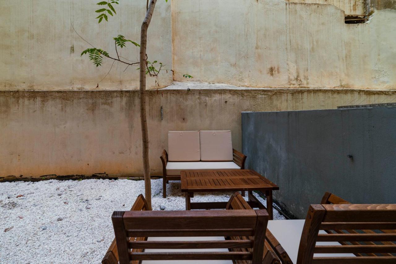 Lykabettus Gem With Yard And Parking Apartment Athens Ngoại thất bức ảnh